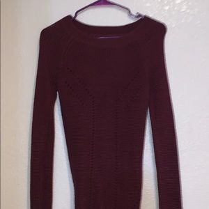 maroon sweater
